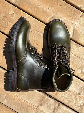 Brand New Never Worn Custom Made Boots Green Leather size EU 45, US 11.5-12